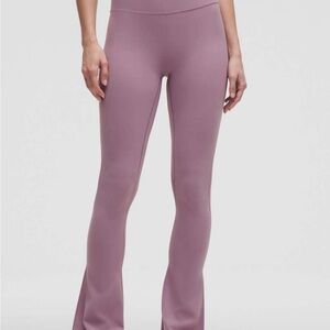 Lululemon Align High-Rise Mini-Flare Pant 
- regular